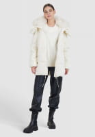 Puffer jacket with a shimmering look