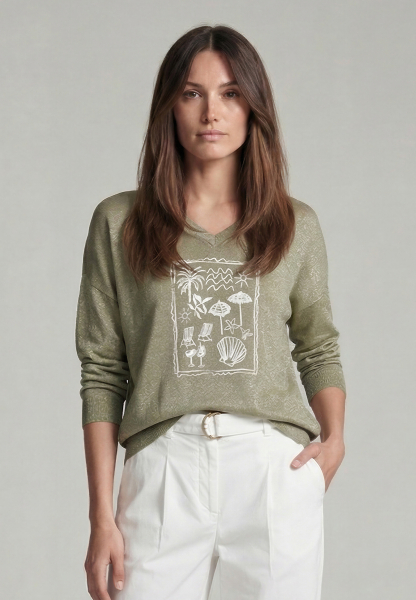 Shimmering sweater with print