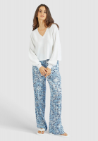 Boxy jumper with fashionable sleeves