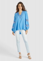 Blouse with lace trim