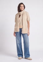 Knitted scarf with fur trim