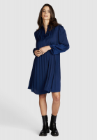 A-line dress with partial pleating