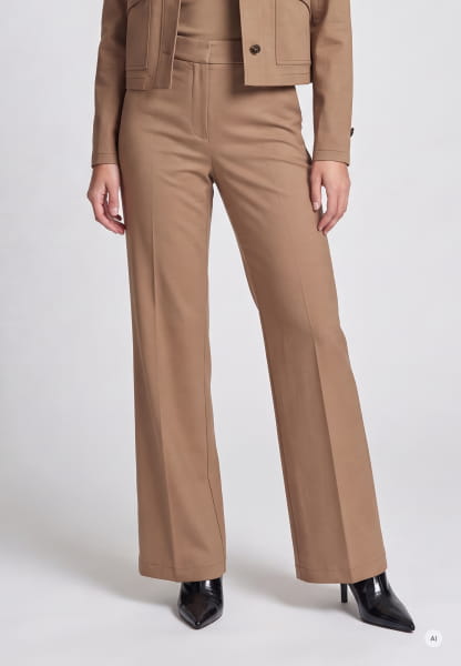 Wide Leg Hose mit Bügelfalte