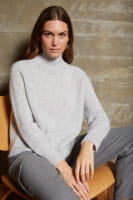 Cashmere sweater with turtle neck