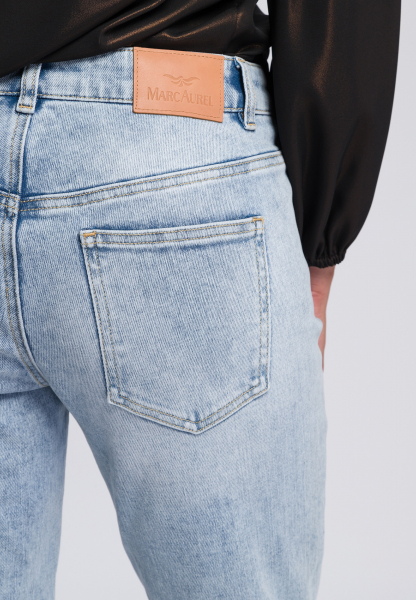 5-Pocket-Jeans made from recycled denim