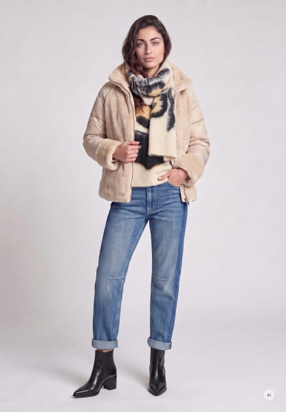 Jacke im Materialmix