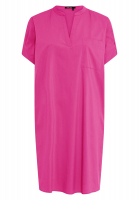 Poplin dress with V-neck