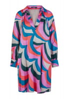 Dress in graphic wave print