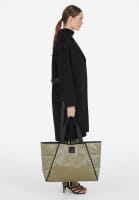Shopper Tasche aus schimmernder Optik