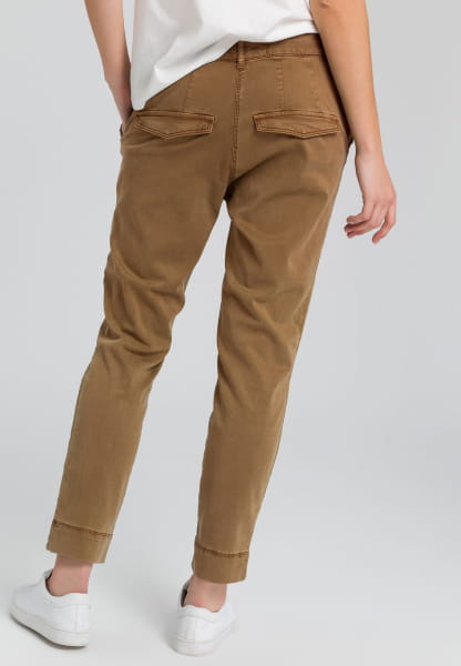 Chinese pants with flap pockets 