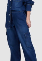 Cargo pants in lightweight blue denim