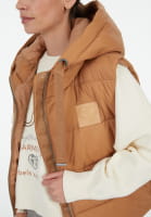 Puffer vest with hood