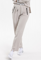 Jogpants with timeless pleats