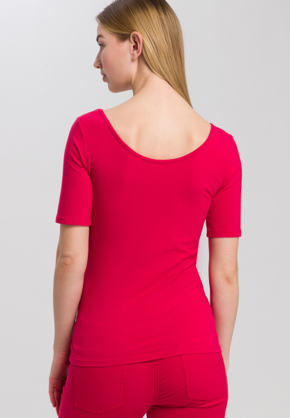T-shirt with front-stitching
