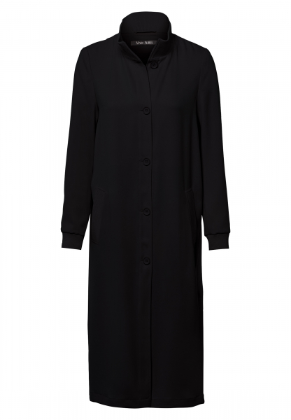 Coat with harmonizing ribbed cuffs