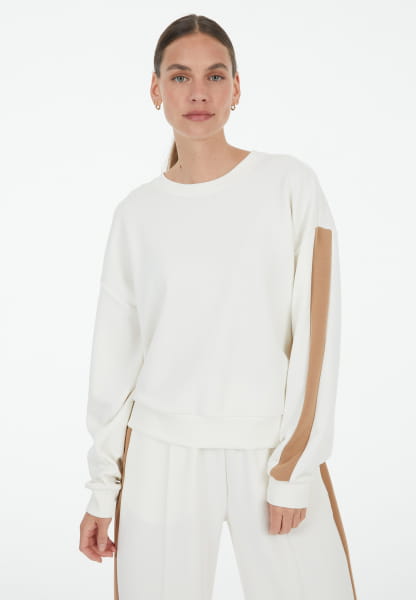 Sweatshirt with contrasting stripes