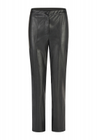 Slim-fit pants made of faux leather