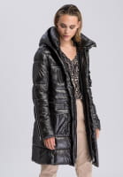 Down coat with striking gloss effect