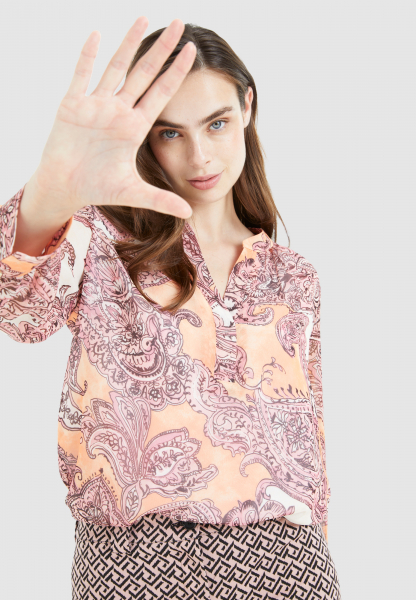 Slip-on blouse with maxi paisley print