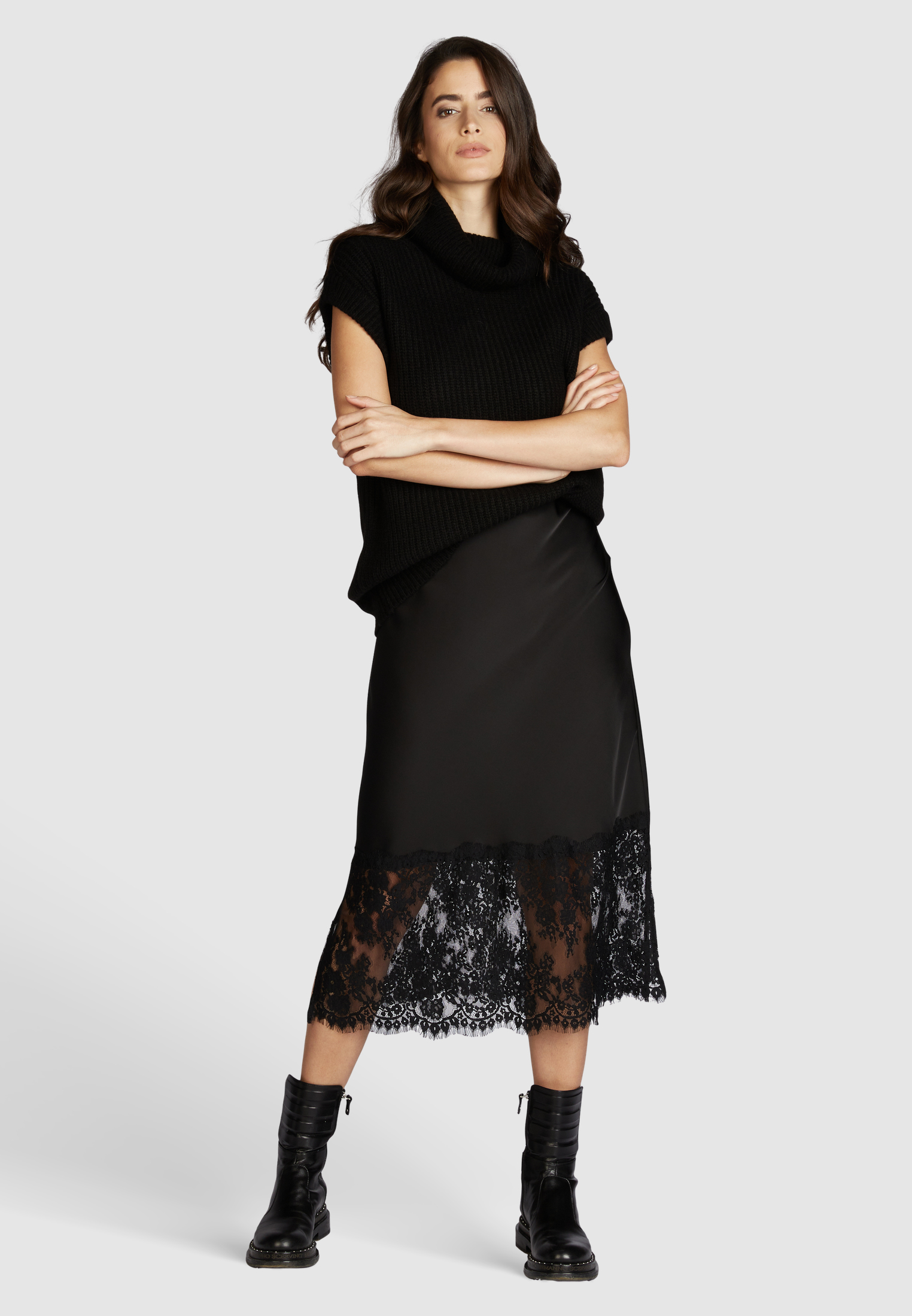 Fine satin skirt with lace hem Dresses & Skirts Fashion