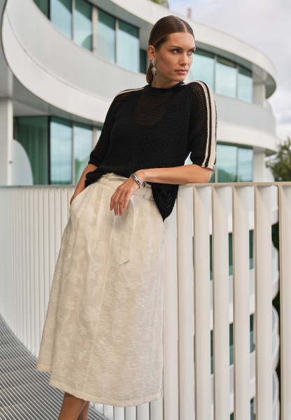 Paperbag skirt with floral pattern