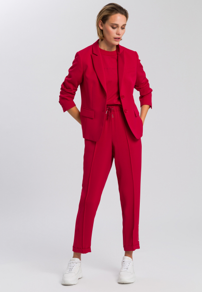 Blazer made from crease-free material