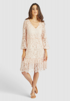 Dress in lace look