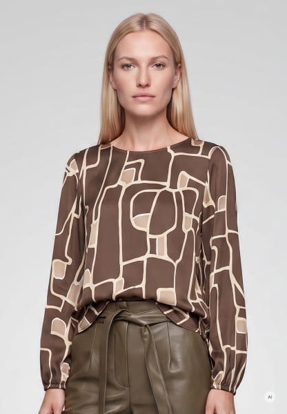 Round-neck blouse with graphic print