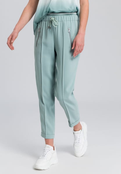 Pants from easy care material
