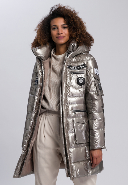 Outdoor coat in metallic style with patches