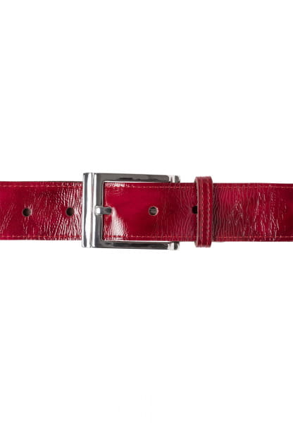 Belt made of bordeaux patent leather