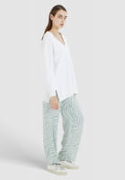 Long sweatshirt with V-neck