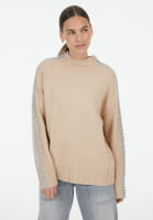 Pullover with crochet Details