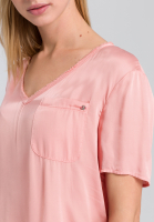 Blouse shirt with attached pocket