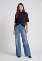 Wide-leg jeans