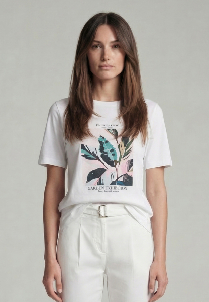 Shirt with leaf print