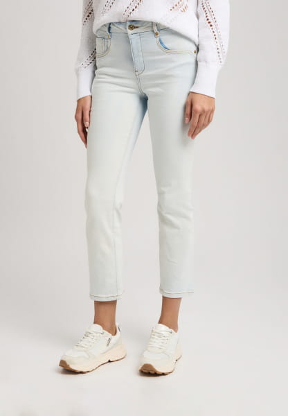 Cropped Flared Jeans mit heller Waschung