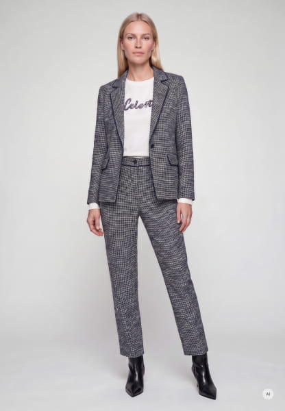 Cropped bouclé pants