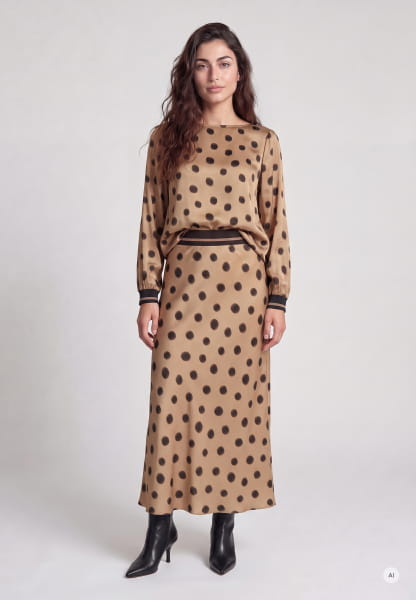 Blouse with dot print