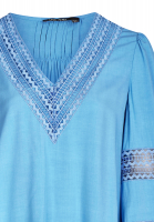 Blouse with lace trim