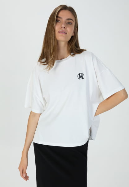 Oversized shirt with embroidered logo