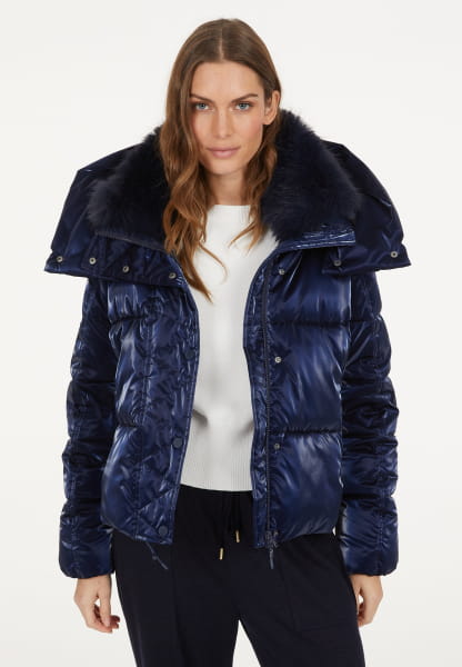 Puffer jacket in shimmering look