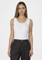 Ribbed shirt with heart hotfix