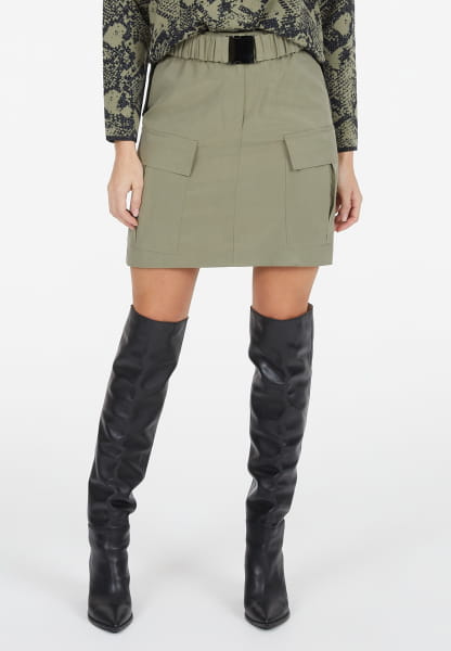 Rock aus elastischem Tencel