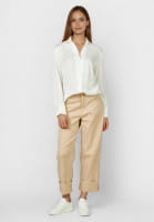 Blouse with shark collar