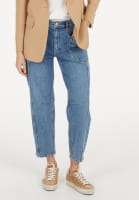 Jeans mit Kontrastnähten