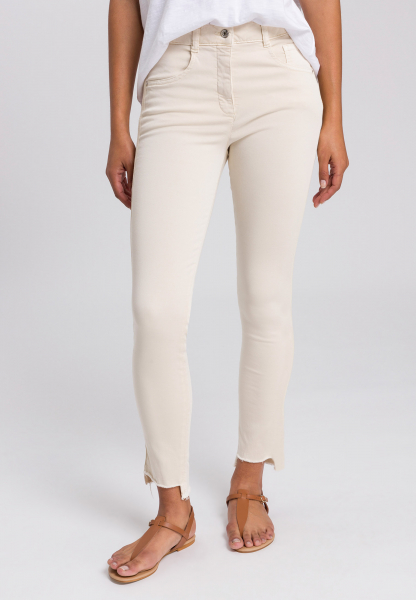 Cropped jeans with metallic print
