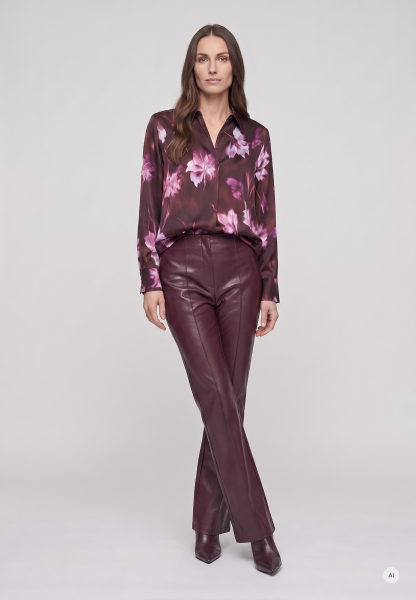 Blouse with a floral print