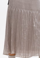 Pleated skirt metallic look