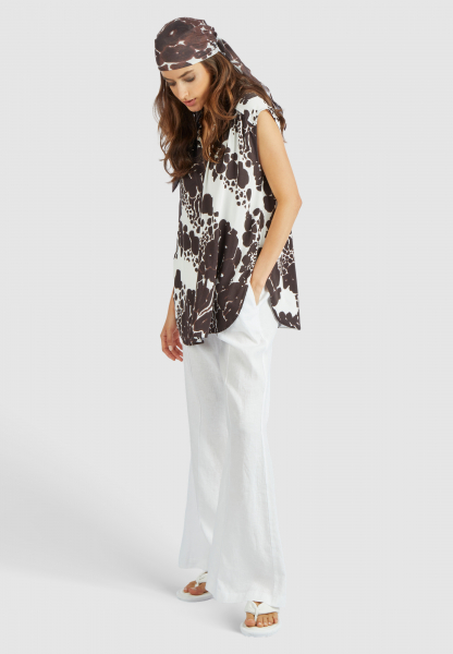 Blouse top with abstract flower print